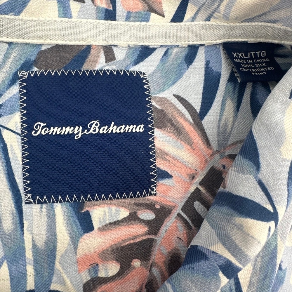 Tommy Bahama Button Down Shirt Mens XXL Blue Pink Tropical Silk Monstera Leaf - Picture 2 of 9